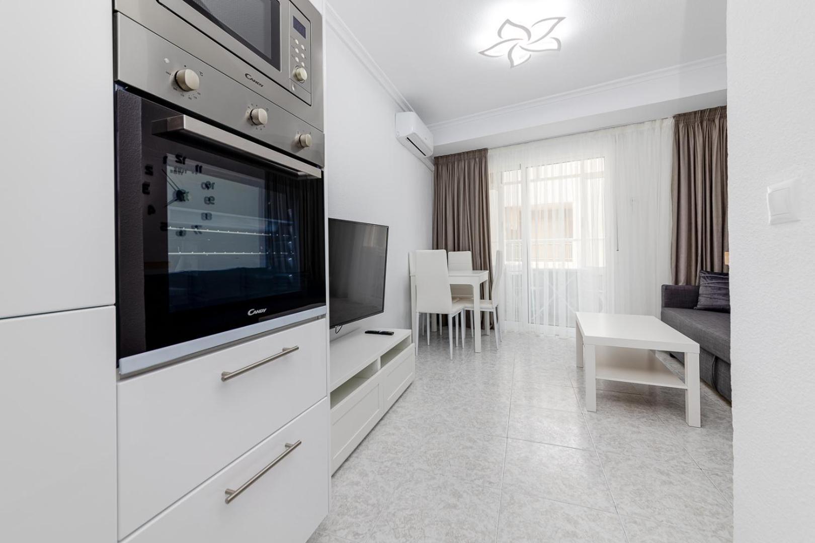 Calle Concordia 86, Two Bedroom Apartment, Up To 6 Guests, Near Del Cura Beach,Supermarket Mercadona And Central Bus Station Torrevieja Exterior foto